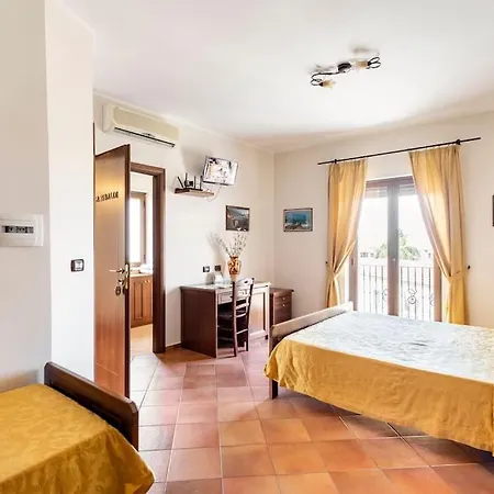 Guest house Luxury 2 *