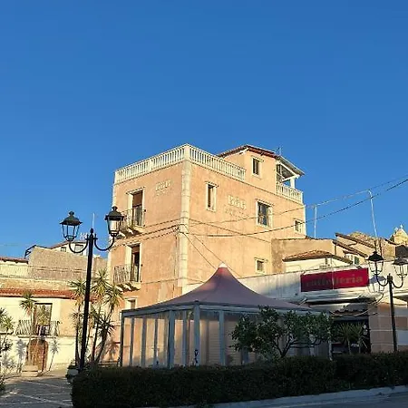 Luxury 2 Ricadi